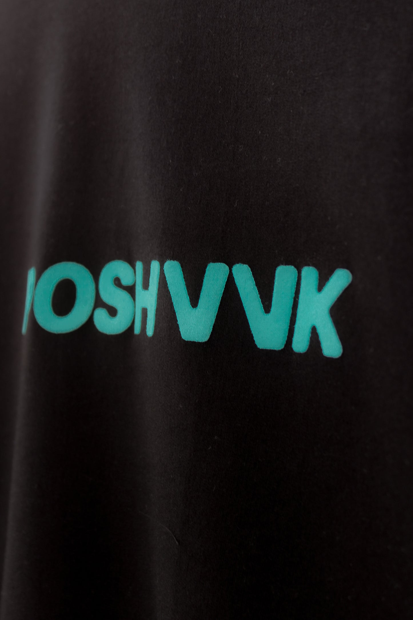 VECTOR BOX TEE - DARKEST BLACK