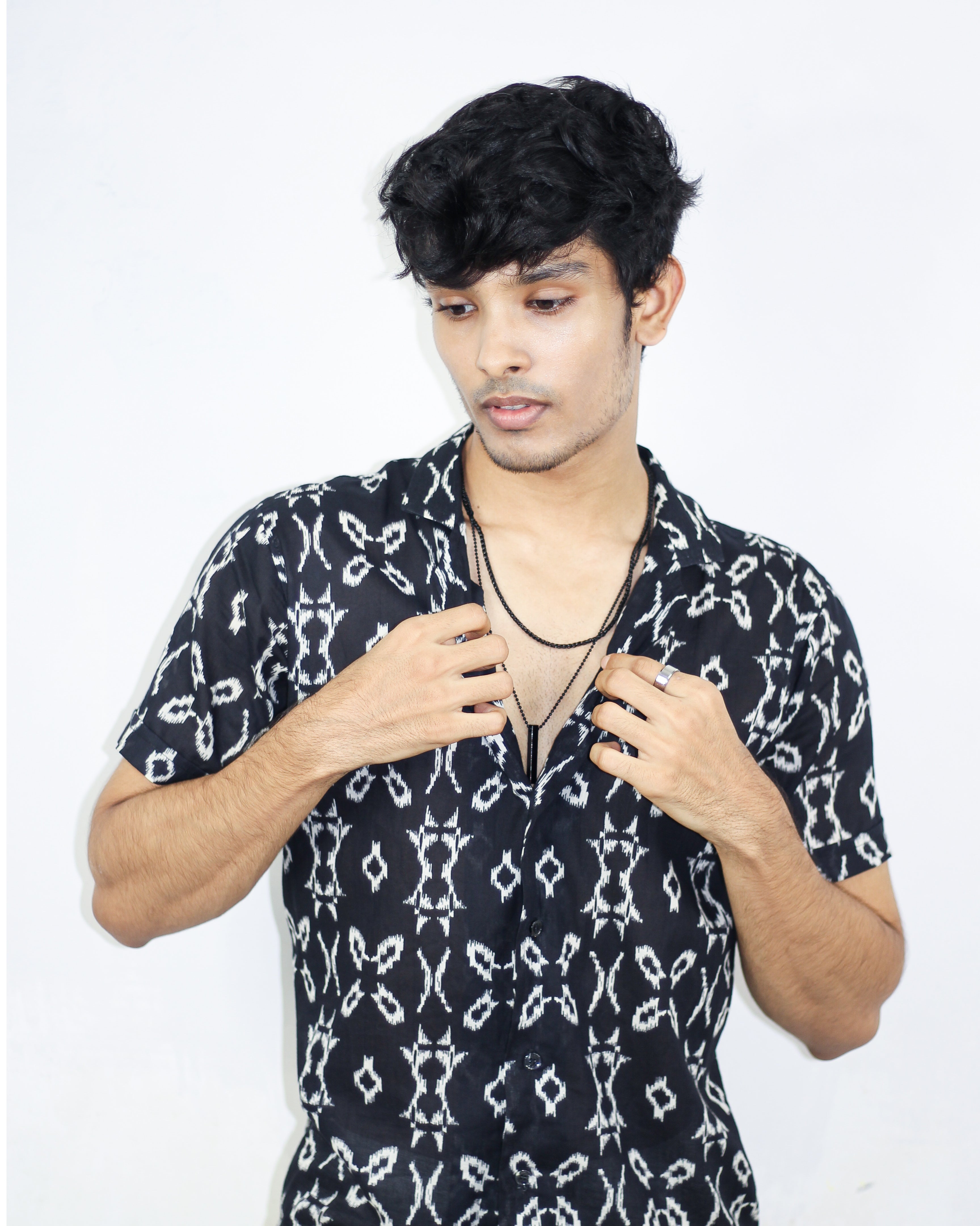 পোশাক অরিজিনালস